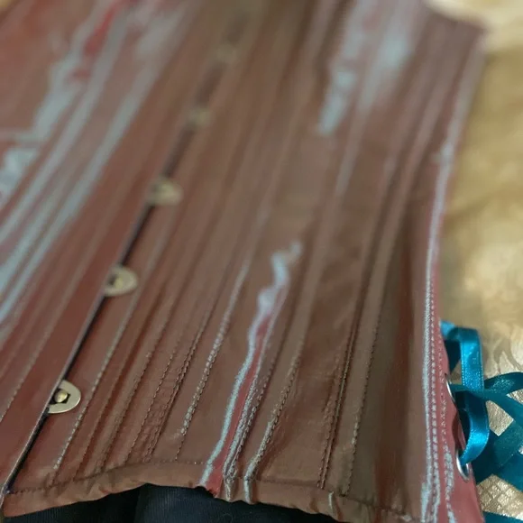 Timeless trends overbust corset 22L steel bones - Picture 9 of 16